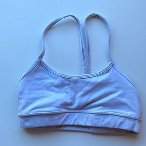White lululemon sport bra